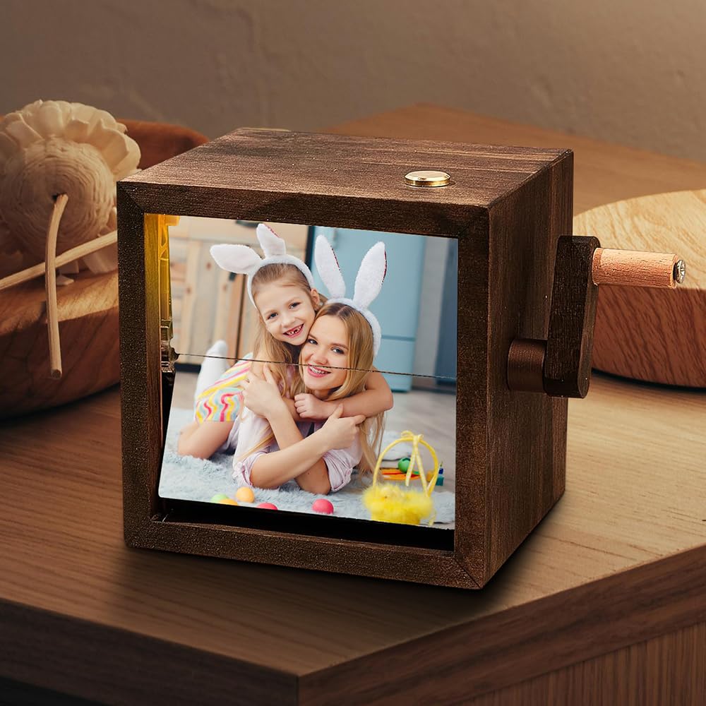 Photo Memory Crank Box